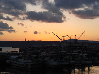 1112_b.jpg (15134 �o�C�g)