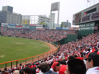 carp0503_15.jpg (28502 �o�C�g)