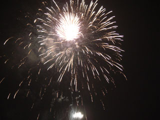 hanabi2007_12.jpg (17935 �o�C�g)